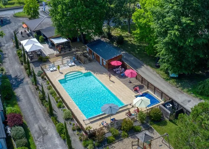 Camping Du Lac De Grolejac